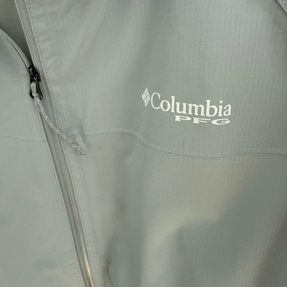 Women’s XL - Columbia PFG rain jacket - Picture 2 of 4